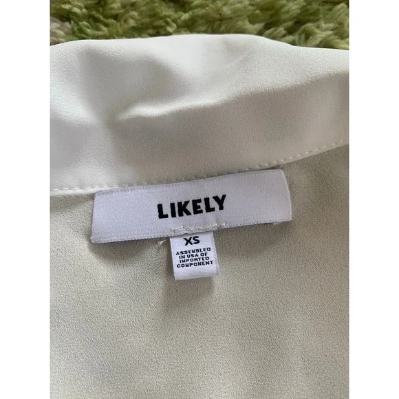 Likely half tuck blouse - Picture 11 of 12